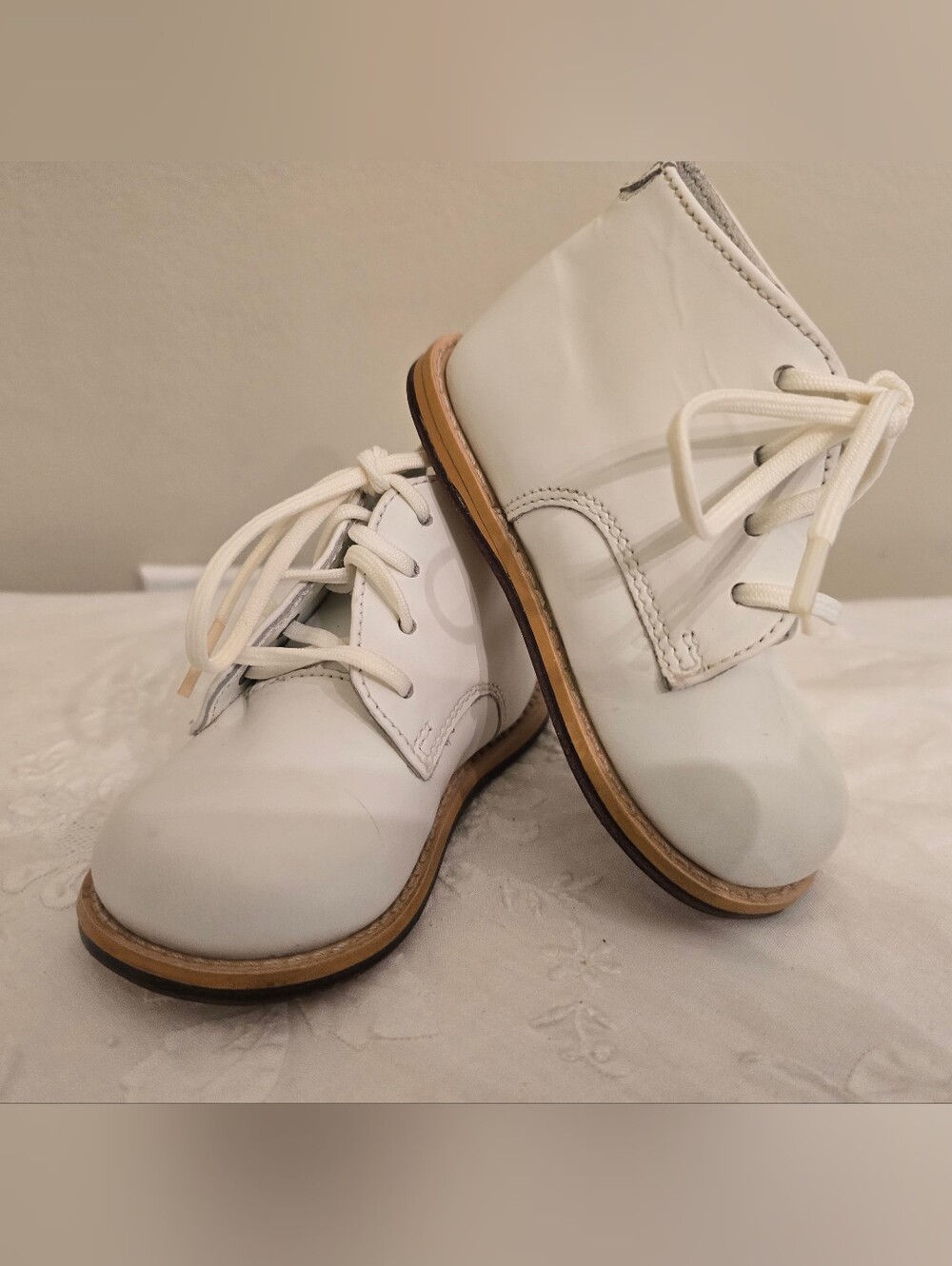 Josmo Walkers In Good Pre-Loved Condition Size 5 Fron Smoke- Free Home